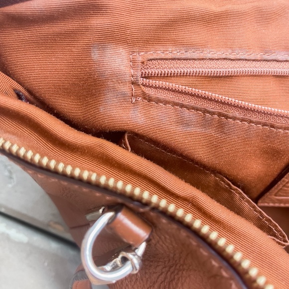 Authentic Coach handbag - Picture 3 of 8